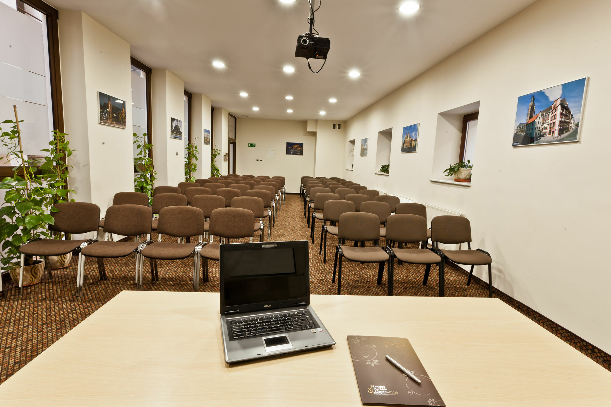 Tulip Hotels - Wroclaw Patio 외부 사진